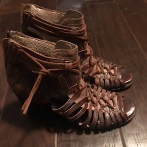 Freebird by Steven sandals
